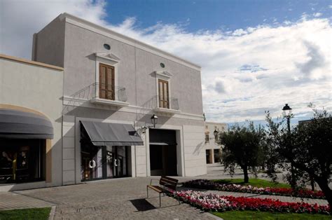 dittaino outlet sconti 30 giugno 2019 prada e pomellato|Shopping in Sicily Enna at the Sicilia Outlet Village .